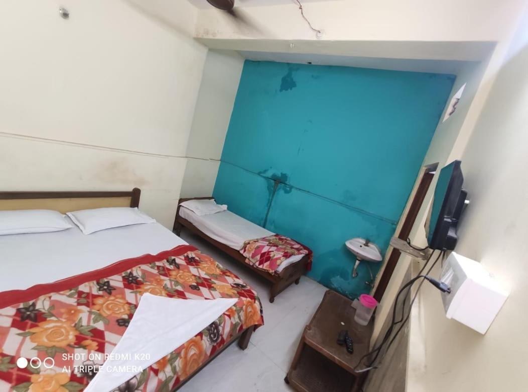 Hotel Sai Nivas Residency Hyderabad Exterior photo