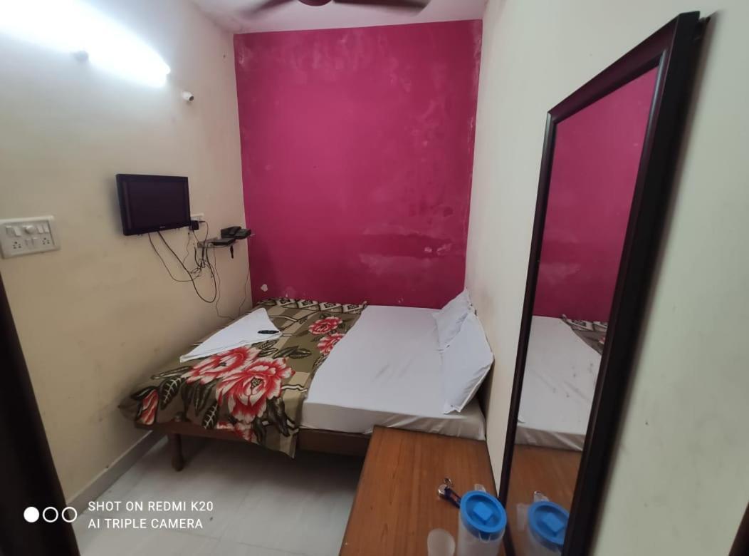 Hotel Sai Nivas Residency Hyderabad Exterior photo